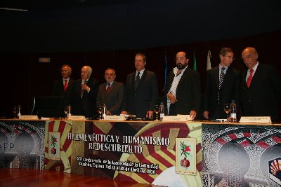 La Academia de la Latinidad examina en Crdoba las posibilidades del Humanismo como un nuevo camino de reflexin intercultural.