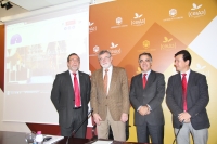 De izquierda a derecha, Franciso Gracia, Jos Manuel Roldn, Jos Antonio Cristbal y Justo Castao, en la presentacin de las actividades de la Ctedra
